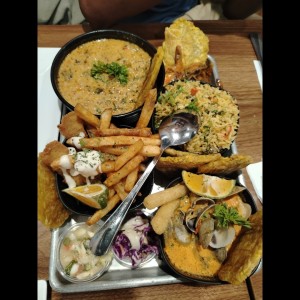 Bandeja para 2-4 Personas