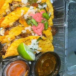 Tacos de Birria de Res // Beef Birria Tacos