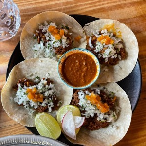 tacos al pastor