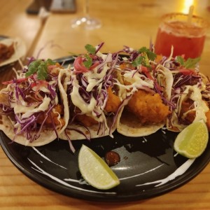 tacos de pescado acevichado