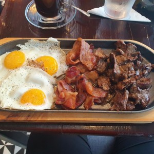 Brunch - Steak and Eggs