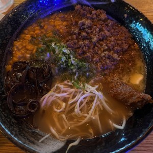 AKAYU TONKOTSU