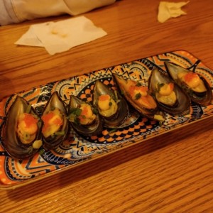 Mejillones dinamita