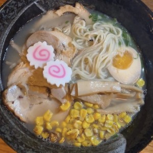 Creamy tonkotsu