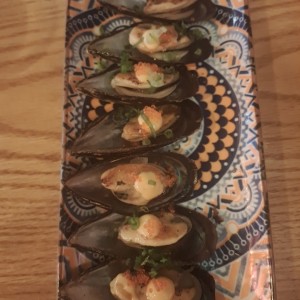 Entradas - Mejillones dinamita