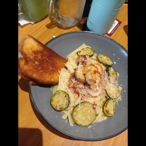 Pasta con camarones