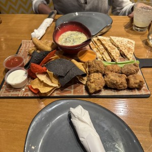 Entradas - Appetizer Sampler