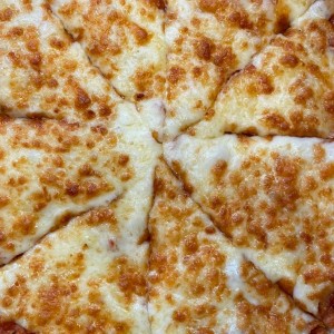 Pizza personal de mozzarella