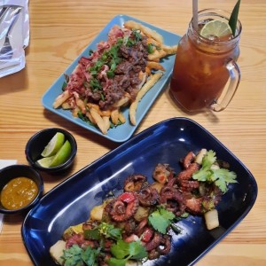 Pulpo al fuego / Carne Asada Bacon Fries