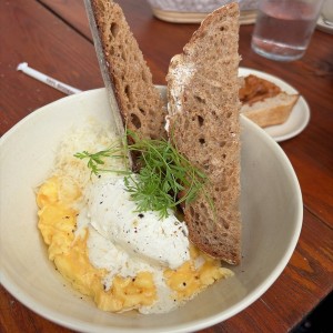 Huevos cremosos