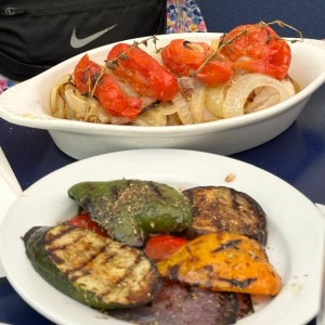 PLATOS FUERTES - CORVINA AL HORNO