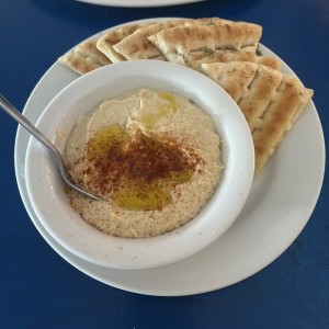 Hummus 