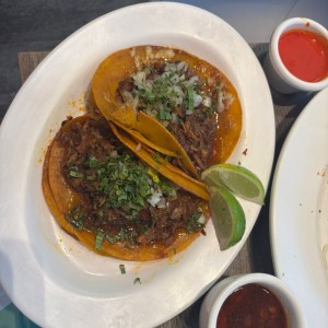 Orden de tacos de birria