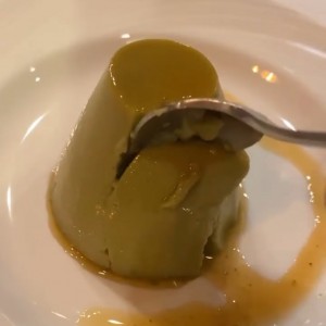 flan de albahaca