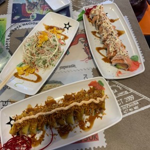 Sushi rolls y ensalada nacion