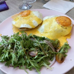 Huevos benedictos