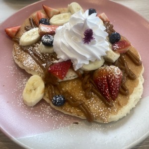 Pancake con dulce de leche