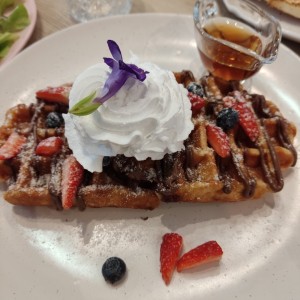 waffles con nutella