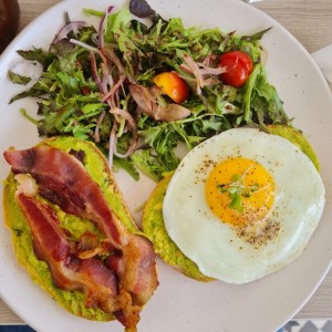 Avocado toast