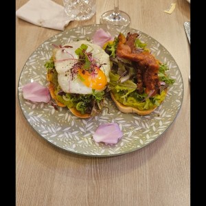 Avocado Toast - Avocado Mixta