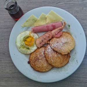 DESAYUNOS / BREAKFAST - Desayuno Americano
