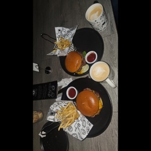 Platos - Hamburguesa Baloo