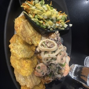 Filete de pescado con salsa blanca