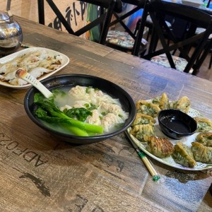 Chong fun de puerco, wanton, dumplings