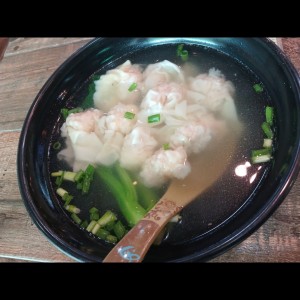 Sopa de Wanton sin Fideos