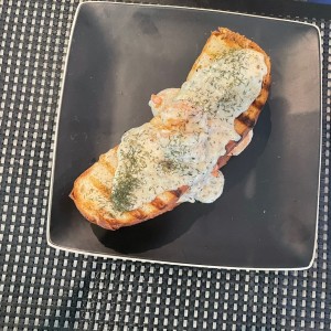 Brioche de Camarones