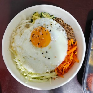 PLATO INDIVIDUAL - DOLSOT BIBIMBAP