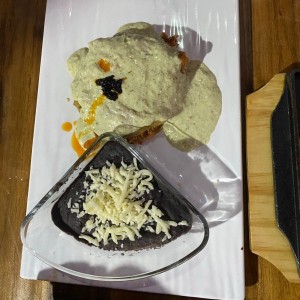 Cena - Pastel Azteca