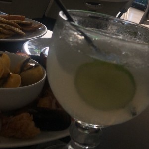 Limonada y bandeja del mar