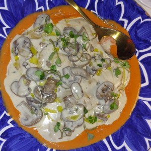 ravioli de zapallo con hongos