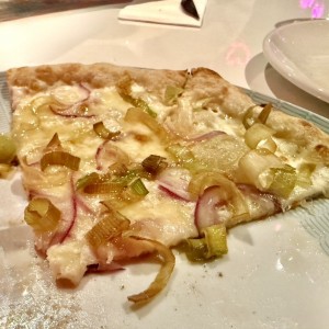 Pizzas - HONEY