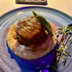 Platos Fuertes - FILETE DE RES