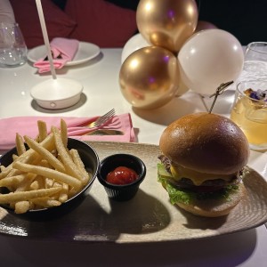 Burgers - AMERICAN BURGER