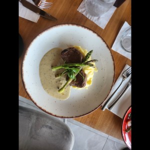 Steak a la pimienta verde