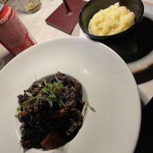 PRINCIPALES - Beef Bourguignon