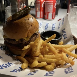 C?est la Brie-Sket - Burger Week 2026