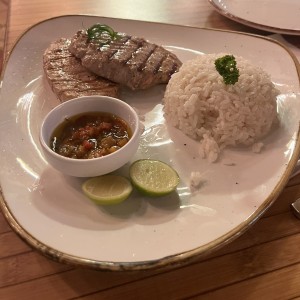 Carne con arroz