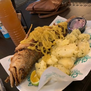 Corvina frita al escabeche. Super buena