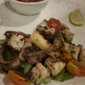 ENTRADAS - Pulpo al Grill