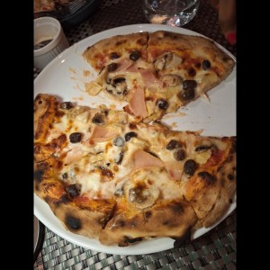 PIZZAS - Capricciosa