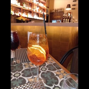 Aperol bebida coctail