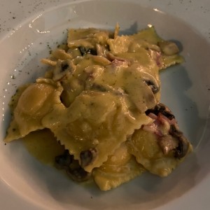 Raviolis de pollo