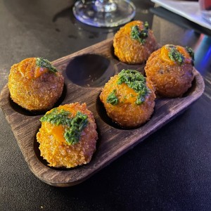 Croquetas de ropa vieja 