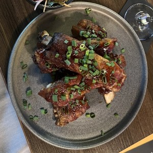 LAS STICKY-SMOKY RIBS