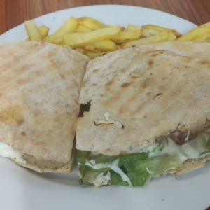 Panos Pita de pernil