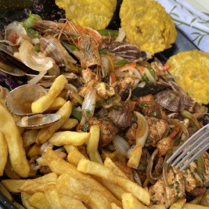 Parrillada mar y tierra